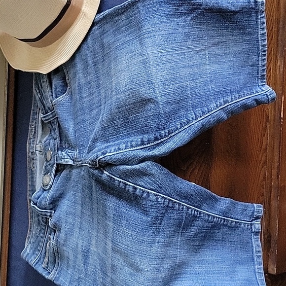 American Eagle Capri - Picture 2 of 3